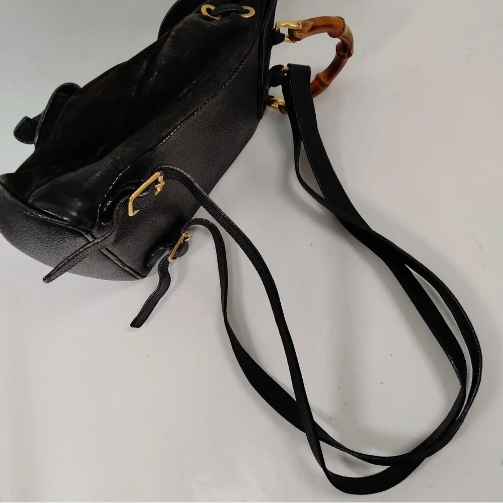 Vintage Gucci Mini Suede Bamboo Backpack Authenicated - Picture 4 of 9
